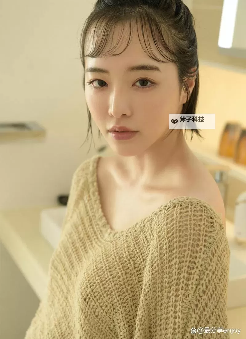 探索视觉盛宴：盘点最精彩的最大胆美女图片收藏图1