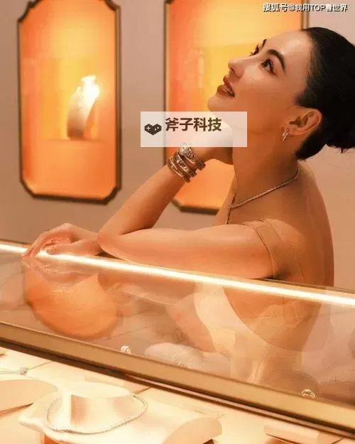 张柏芝门照艳原图曝光:艳丽风采令人震撼图1