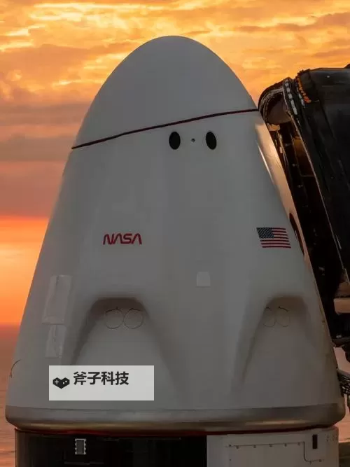 直播SpaceX发射飞船:探索火箭科技的未来之旅图1