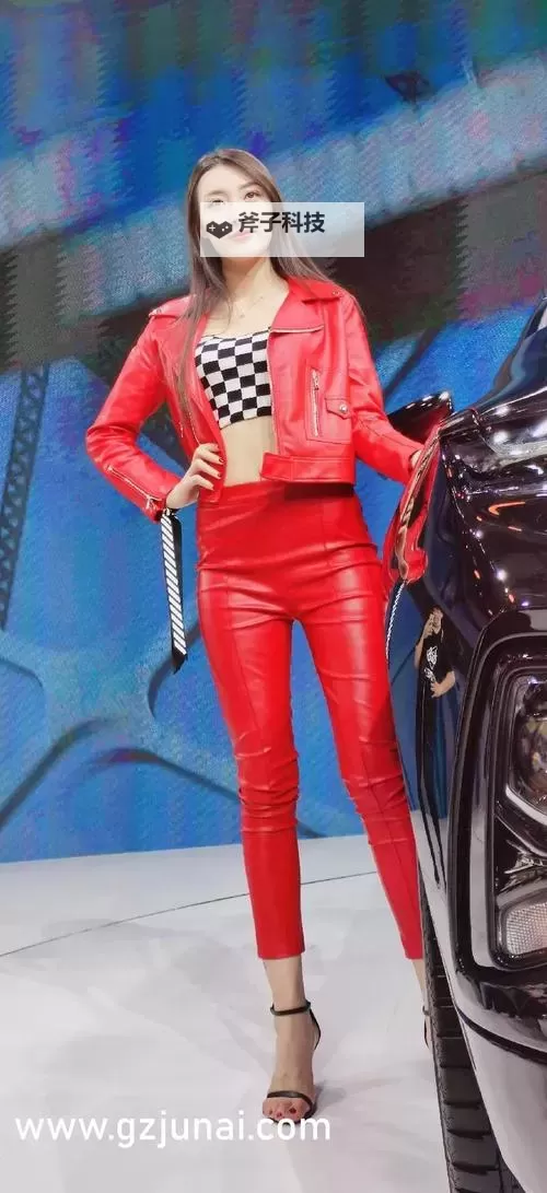 天天天天天色:四季变幻中的永恒色彩 مطالعه图1