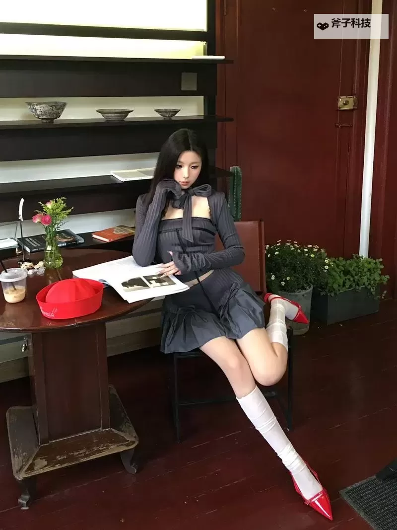 探索未来：从18MAY19到XXXXXL的创新之旅图1