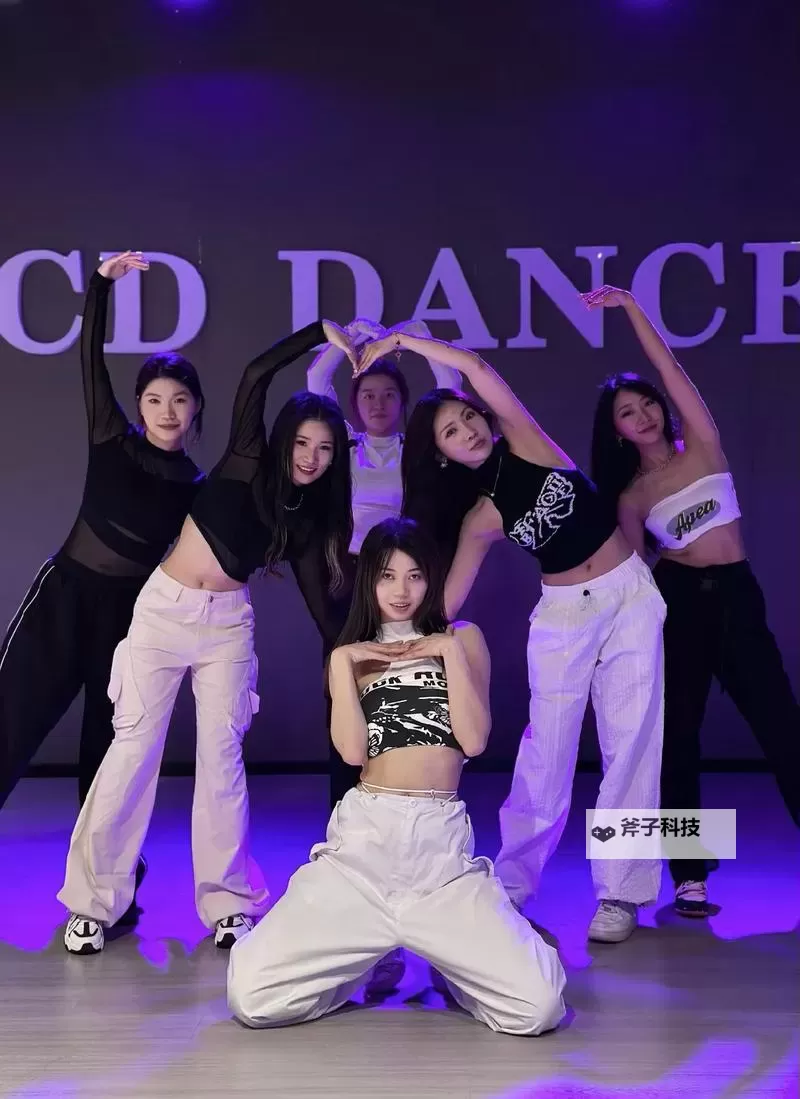 探索音乐与传媒的融合:JAZZJAZZ国产精品传媒的创新之路图1